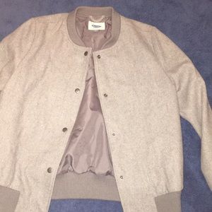 COMES WITH FREE GIFT! Grey Jacket